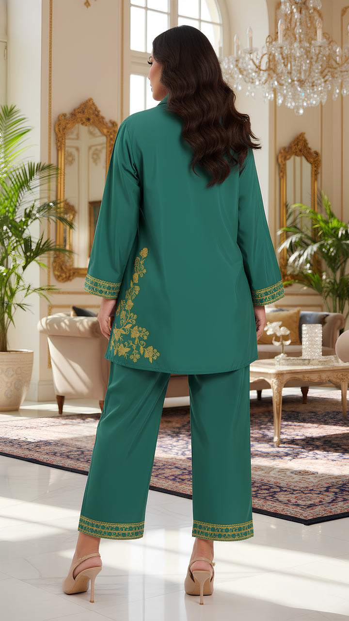 طقم متناسق إيميريل