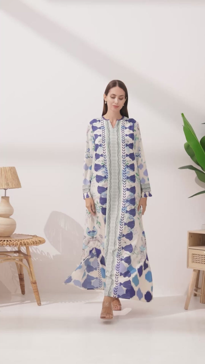 قفطان بلوسوم تشارم الأبيض